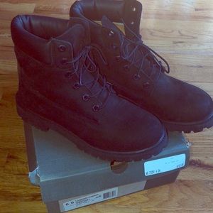 Timberland size 6.5 youth black